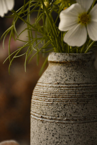 bud vase for flowers